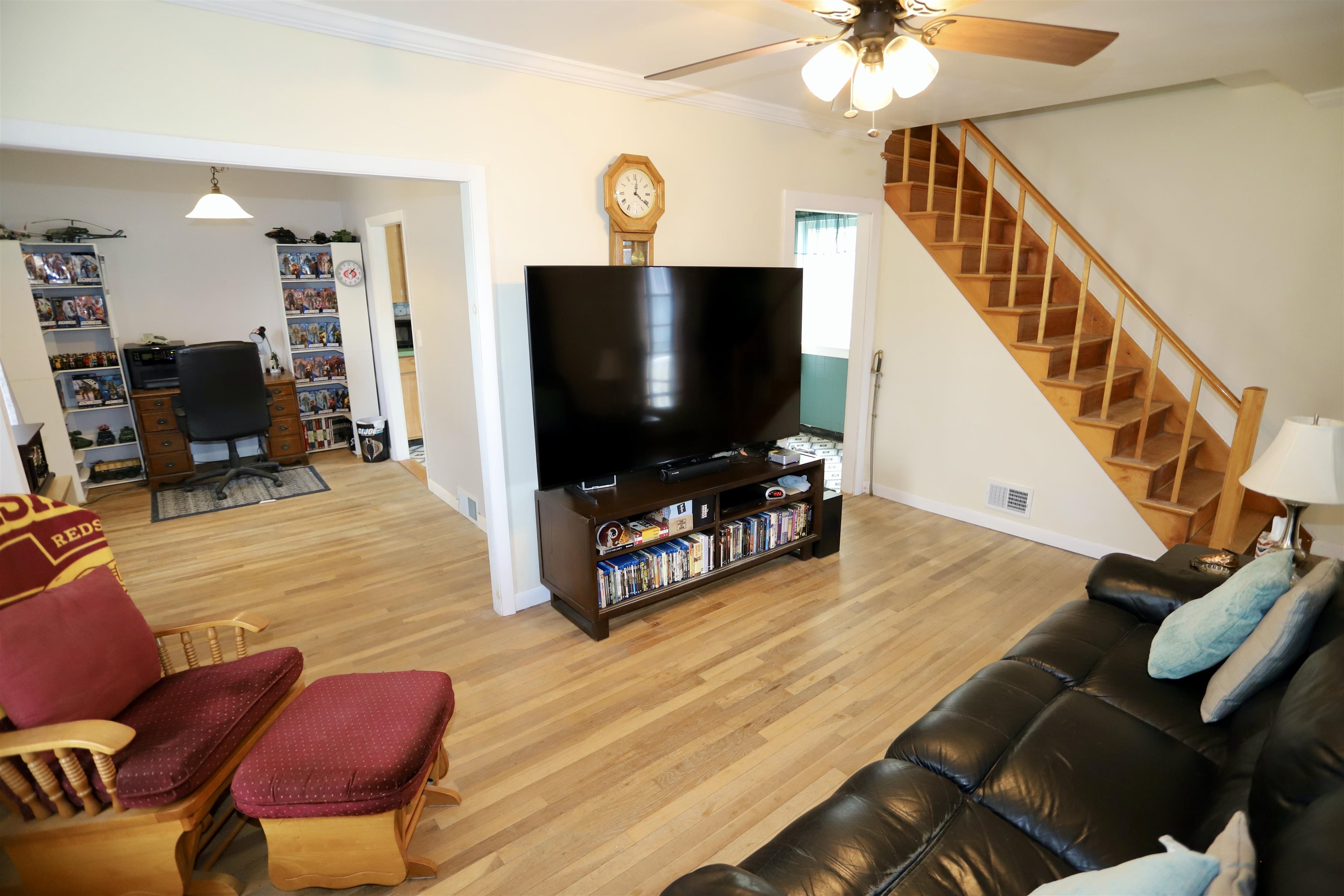 409 Glen Road Newport, VT 05855 - Photo 2 of 20