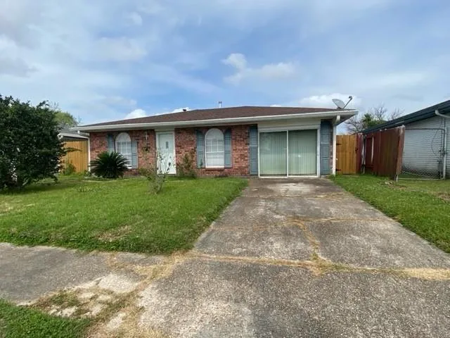 $1,700 | 1157 Beechwood Drive, Harvey, LA 70058