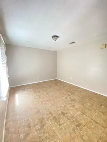 $1,700 | 1157 Beechwood Drive, Harvey, LA 70058