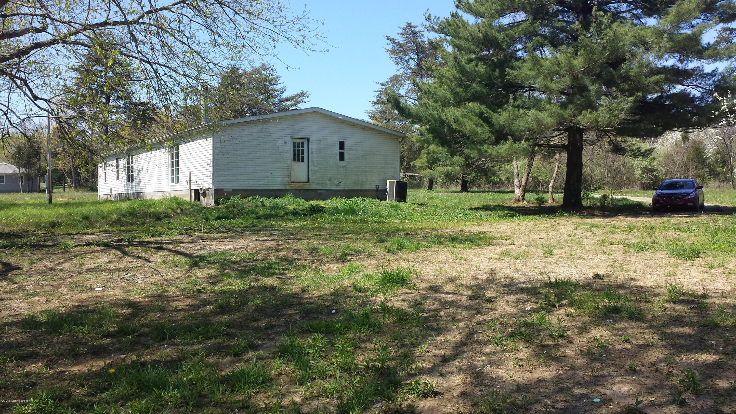 295 Rustic Lane Shepherdsville, KY 40165 - Photo 19 of 32 2016-04-16 12.25.54