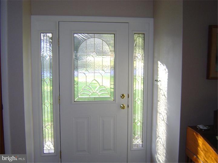 1800 Farmview Road Ambler, PA 19002 - Photo 2 of 18 Foyer