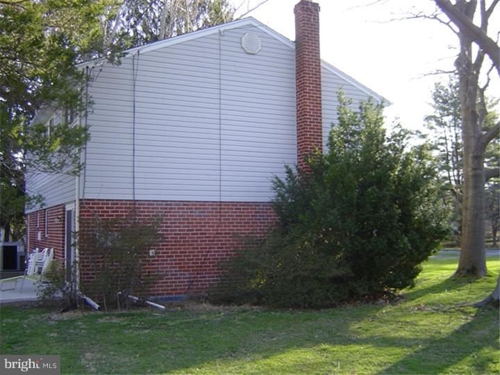 1800 Farmview Road Ambler, PA 19002 - Photo 15 of 18 Exterior Side