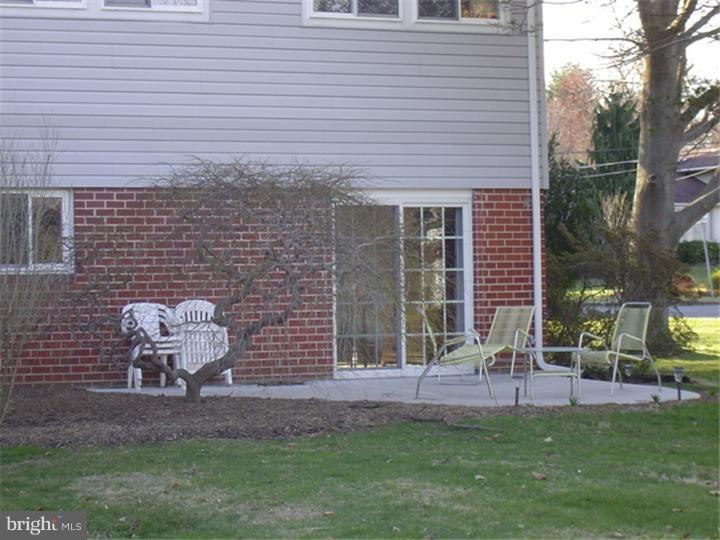 1800 Farmview Road Ambler, PA 19002 - Photo 17 of 18 Patio