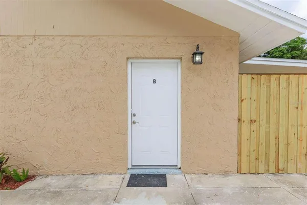 $1,600 | 7518 New Jersey Avenue, Unit B, Hudson, FL 34667