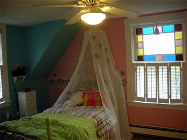 73 Center Street Raynham, MA 02767 - Photo 11 of 15 Gallery Image 11