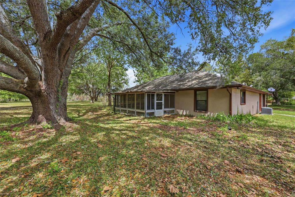 15315 Highway 45 High Springs, FL 32643 - Photo 17 of 28