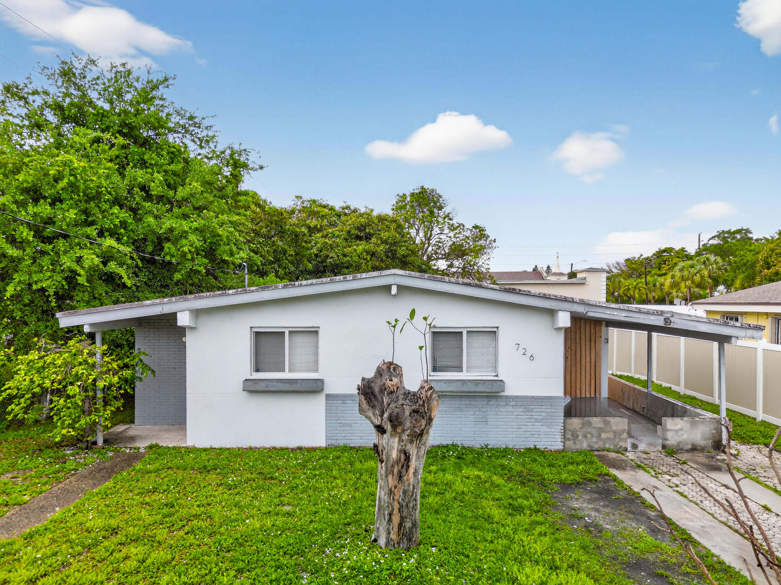 726 Phippen Waiters Road Dania Beach, FL 33004 - Photo 3 of 19 cmmedia-3