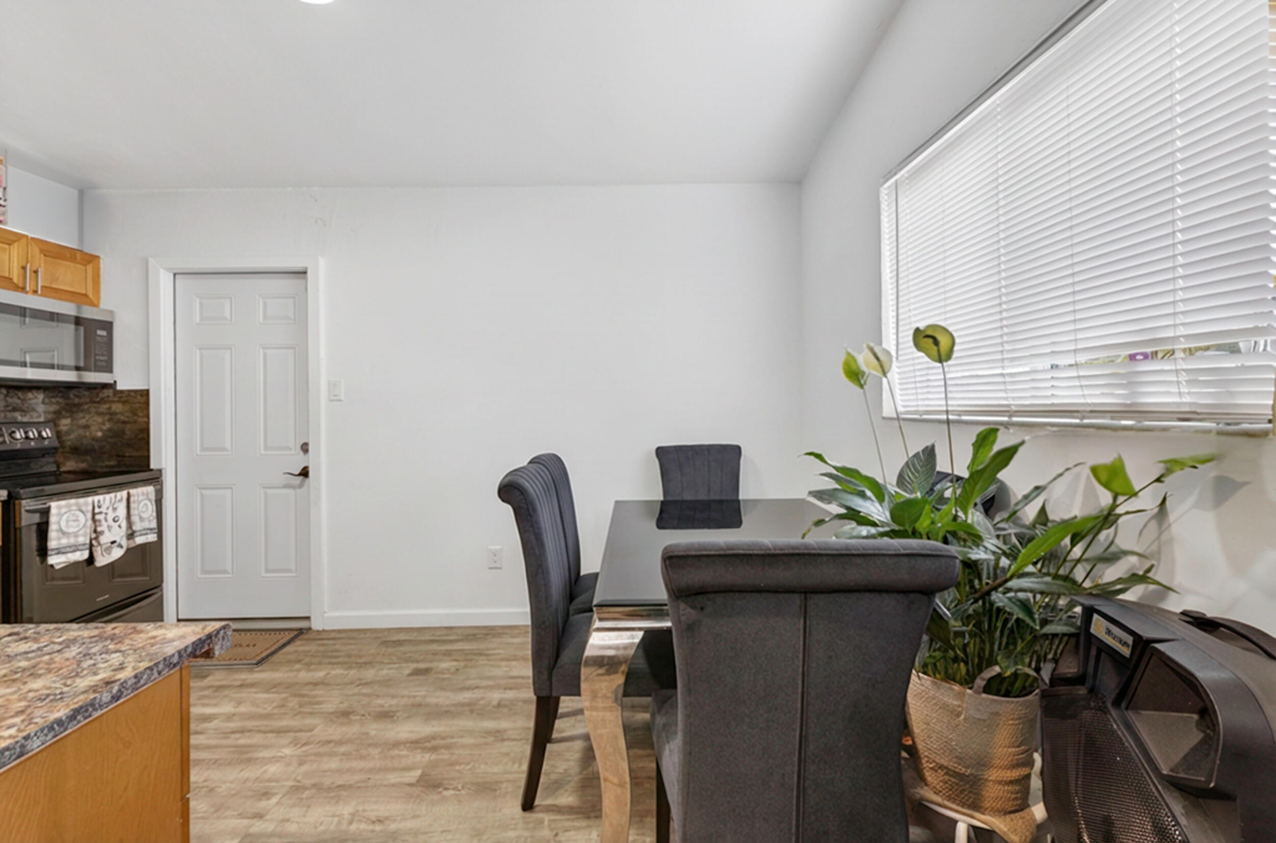 726 Phippen Waiters Road Dania Beach, FL 33004 - Photo 10 of 19 cmmedia-18