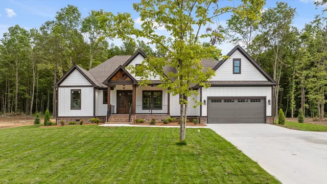 $699,000 | 3069 Poe Road, Soddy Daisy, TN 37379