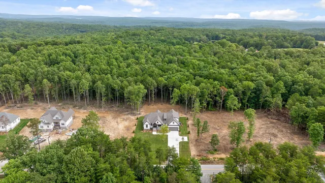 $699,000 | 3069 Poe Road, Soddy Daisy, TN 37379