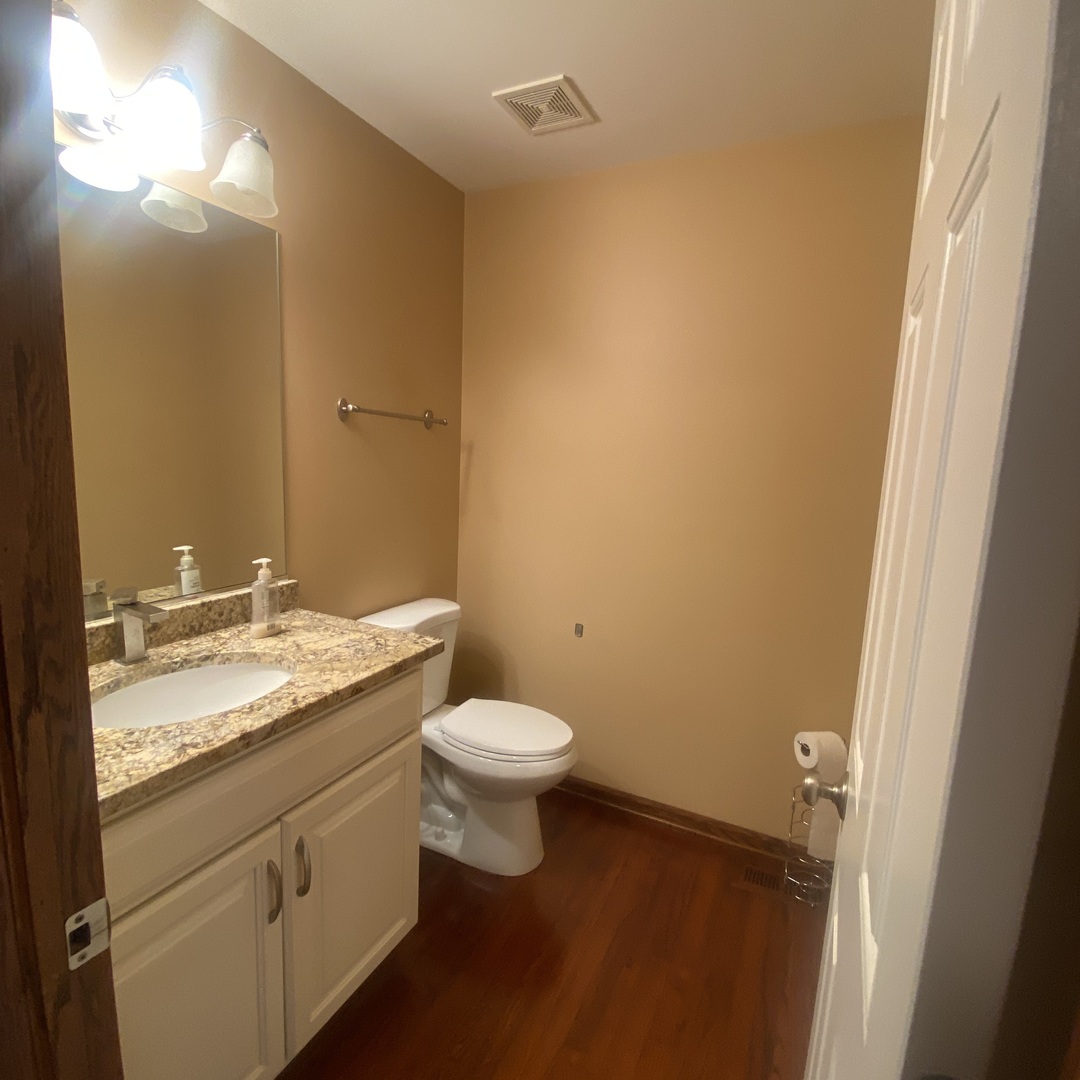 24446 Newport Drive Crete, IL 60417 - Photo 3 of 15