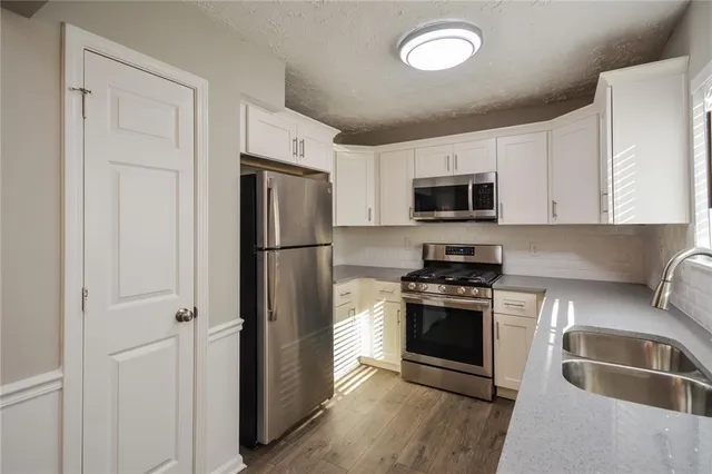 $347,500 | 3240 Trotters Walk Circle, Snellville, GA 30078