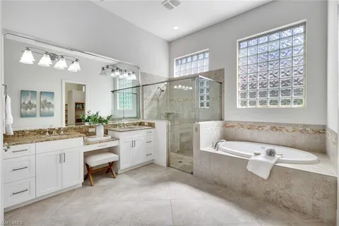 $1,500,000 | 5717 Hammock Isles Drive, Naples, FL 34119