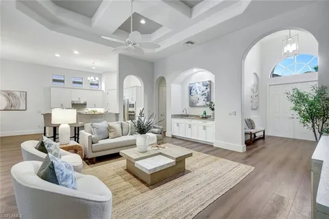 $1,500,000 | 5717 Hammock Isles Drive, Naples, FL 34119