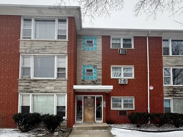 $67,500 | 801 East 87th Place, Unit 2W, Chicago, IL 60619