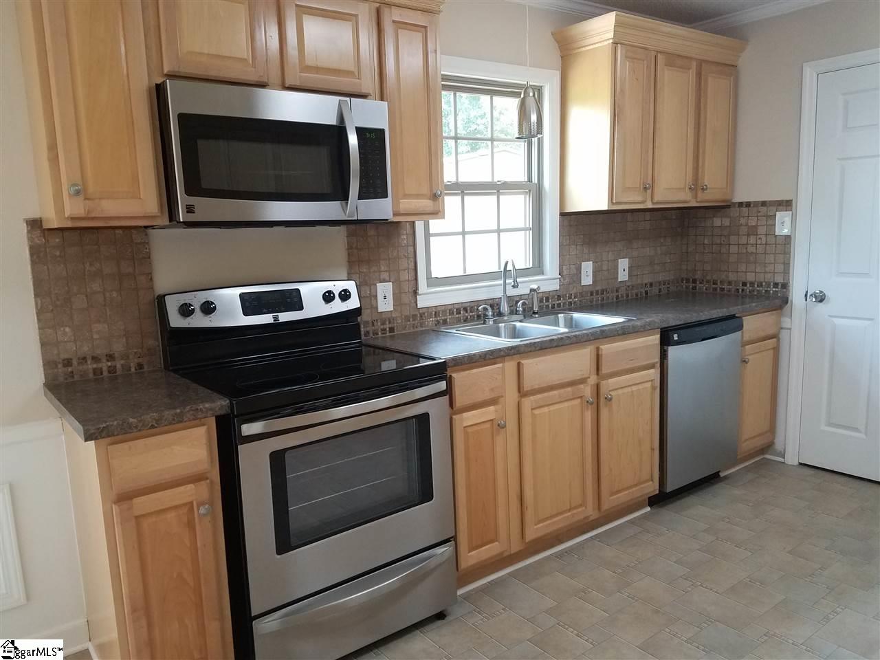 111 CCC Camp Road Greer, SC 29651 - Photo 12 of 21 Gallery Image 12