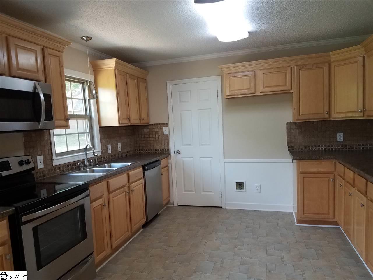 111 CCC Camp Road Greer, SC 29651 - Photo 14 of 21 Gallery Image 14