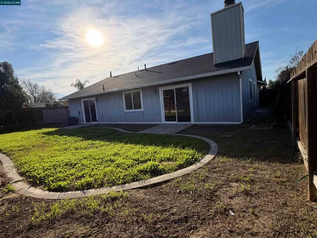 $2,000 | 2510 Peppertree Drive, Merced, CA 95348