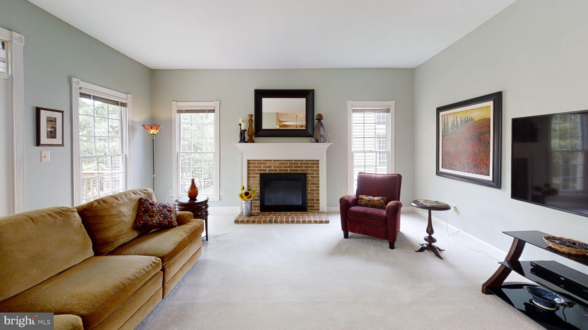 20627 Cutwater Place Sterling, VA 20165 - Photo 16 of 35 FAMILY ROOM