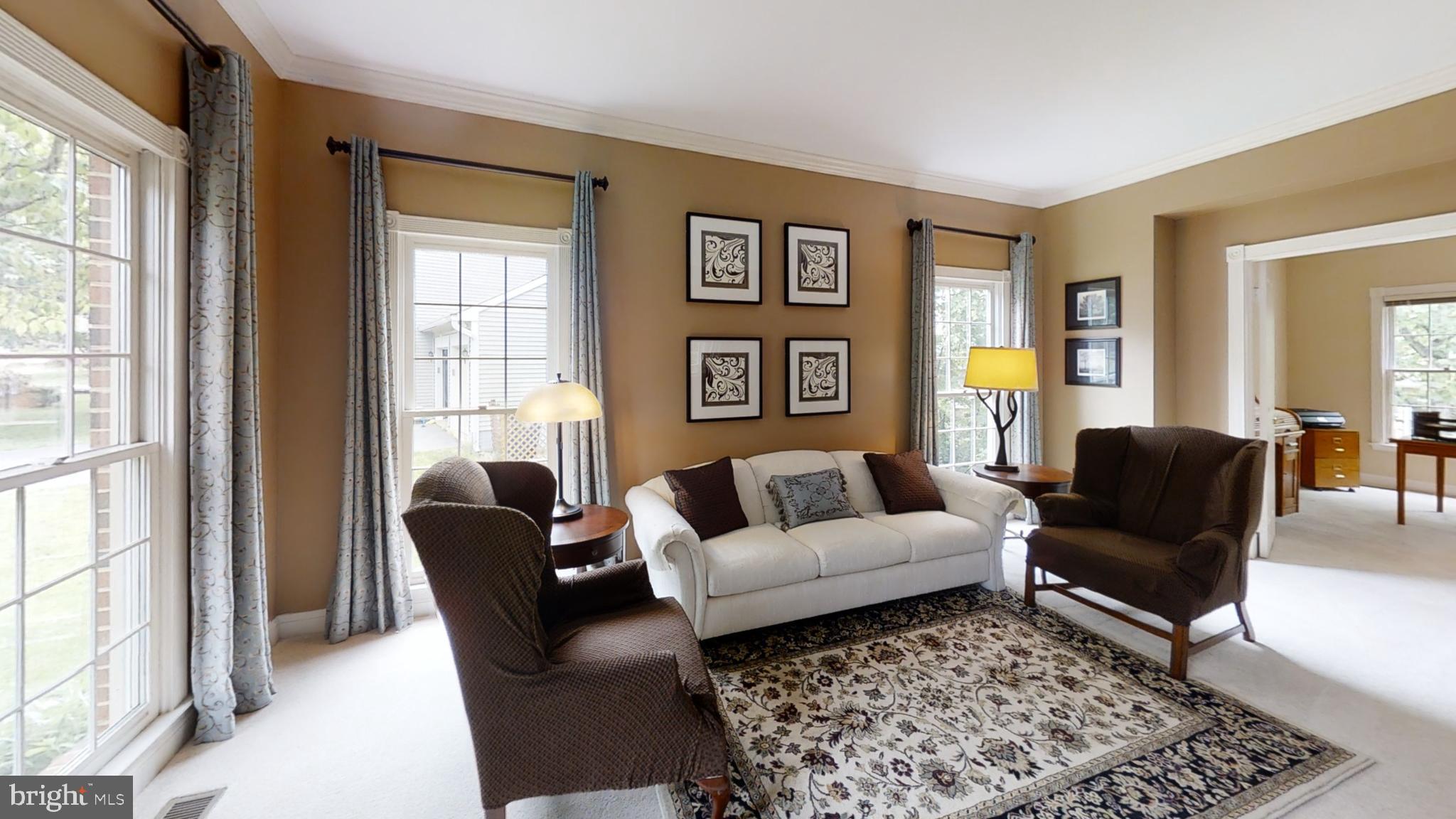 20627 Cutwater Place Sterling, VA 20165 - Photo 3 of 35 LIVING ROOM