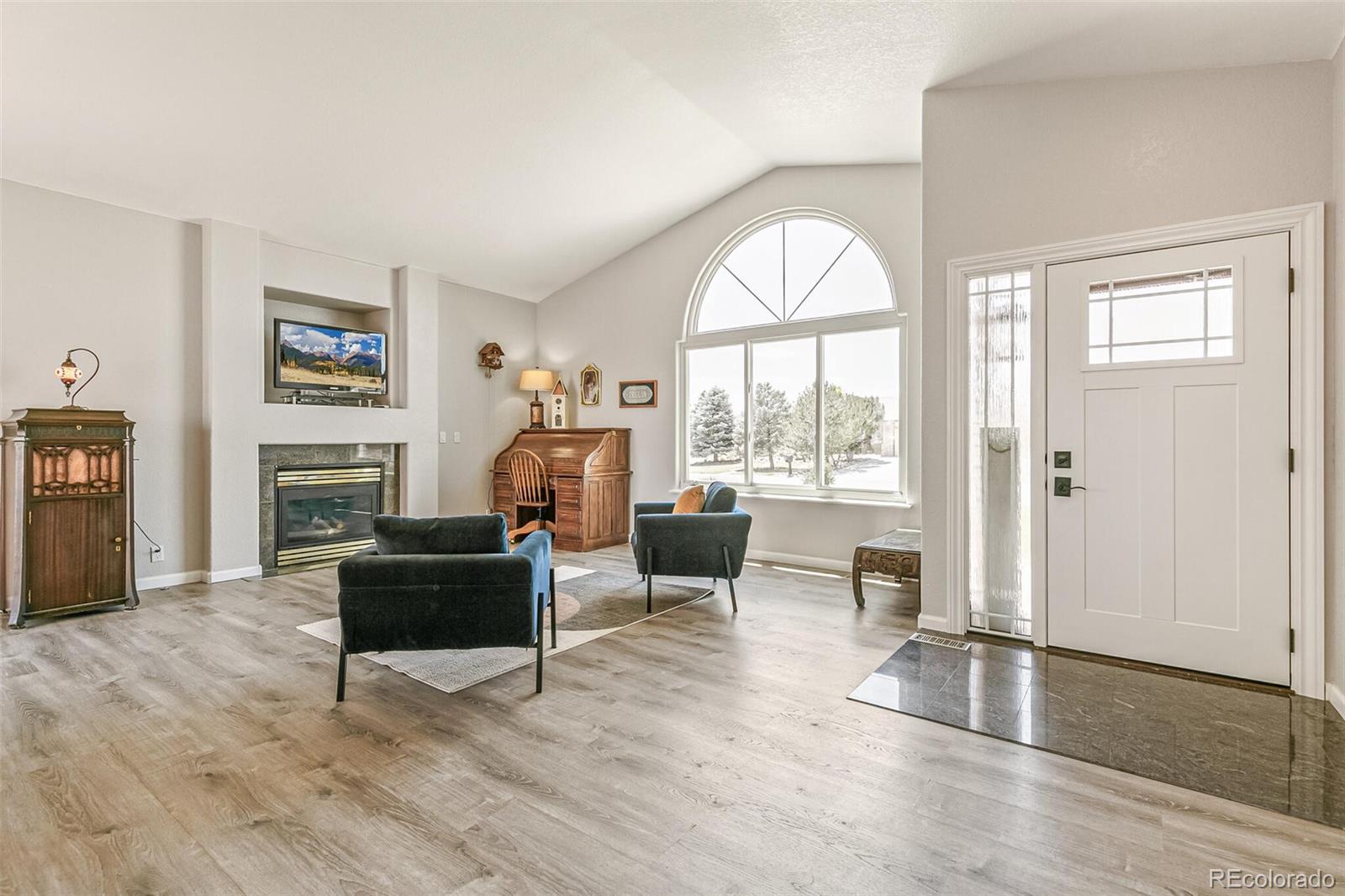 1325 View Ridge Road Bennett, CO 80102 - Photo 6 of 35 Gallery Image 6