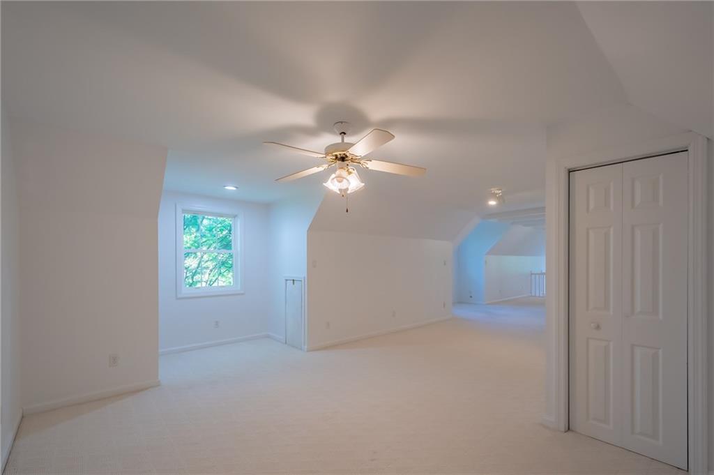 5232 Middle Road Gibsonia, PA 15044 - Photo 17 of 25 Gallery Image 17