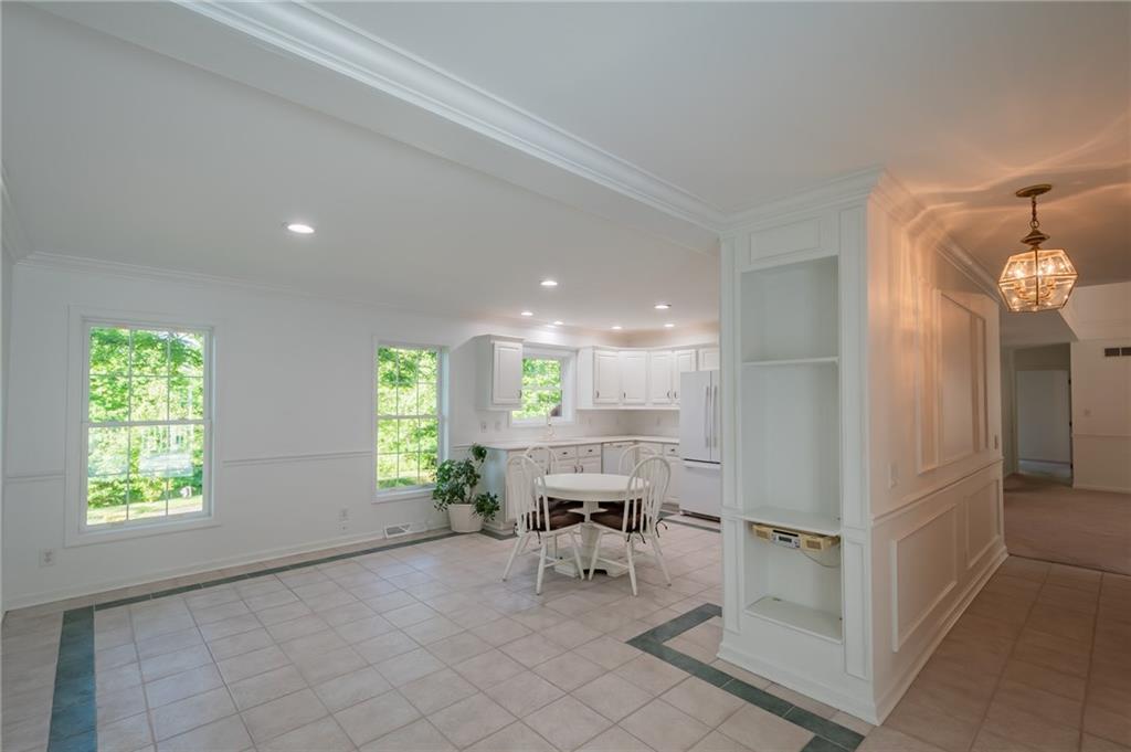 5232 Middle Road Gibsonia, PA 15044 - Photo 5 of 25 Gallery Image 5