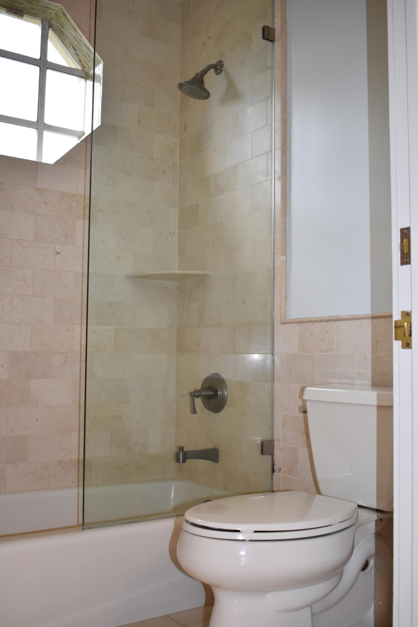 5866 Harrington Way Boca Raton, FL 33496 - Photo 19 of 25 Bathroom 2