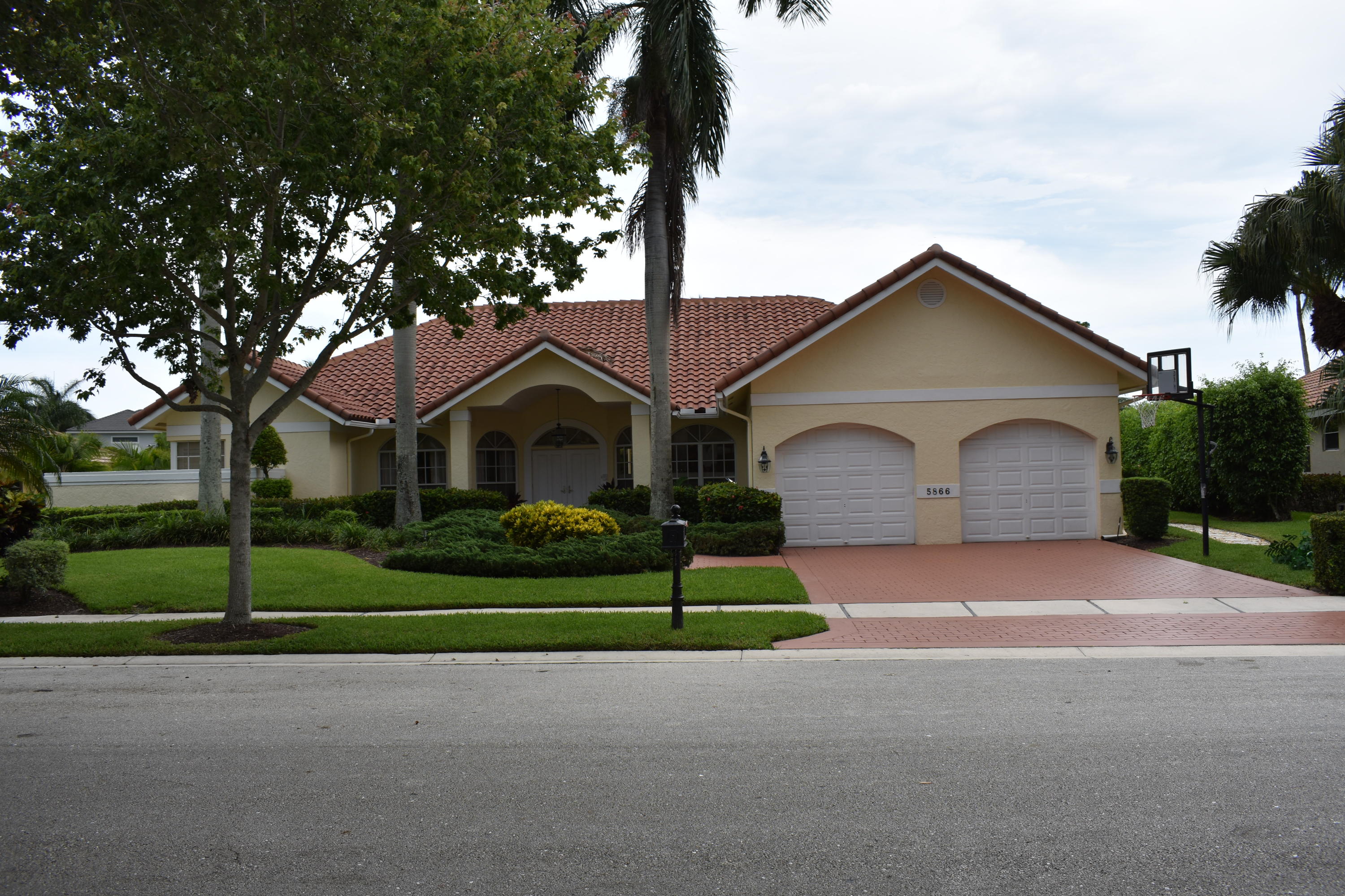 5866 Harrington Way Boca Raton, FL 33496 - Photo 2 of 25 House Front