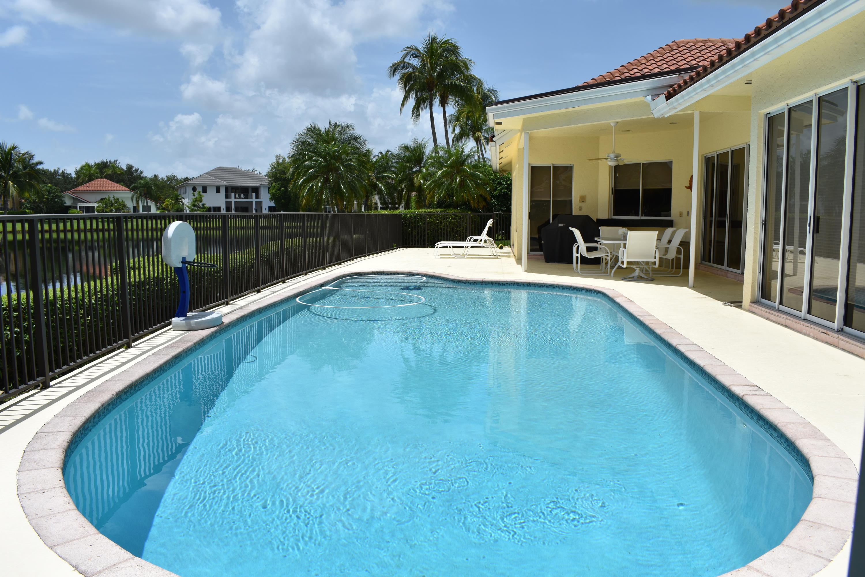 5866 Harrington Way Boca Raton, FL 33496 - Photo 21 of 25 Large pool