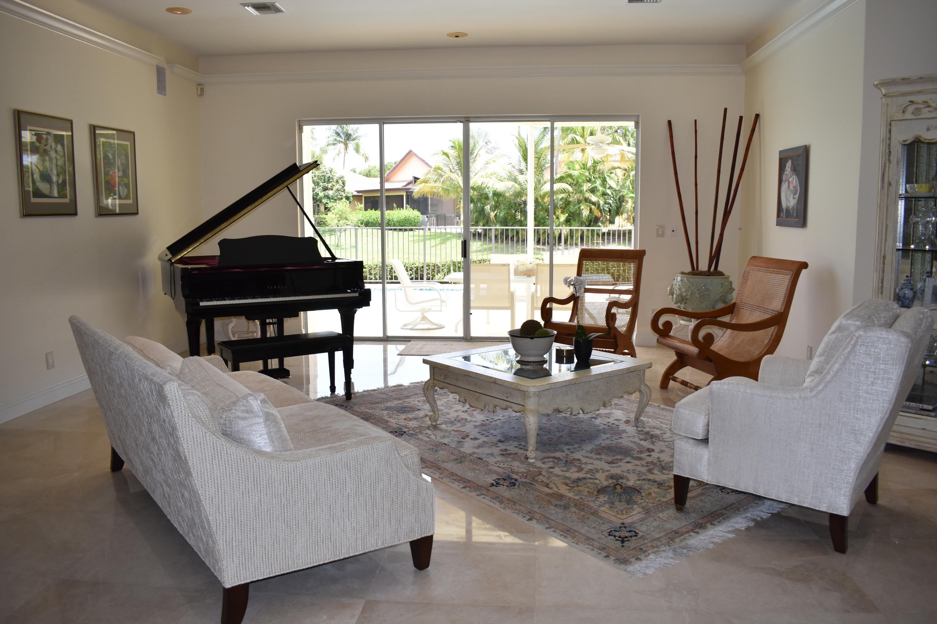5866 Harrington Way Boca Raton, FL 33496 - Photo 4 of 25 Living Room