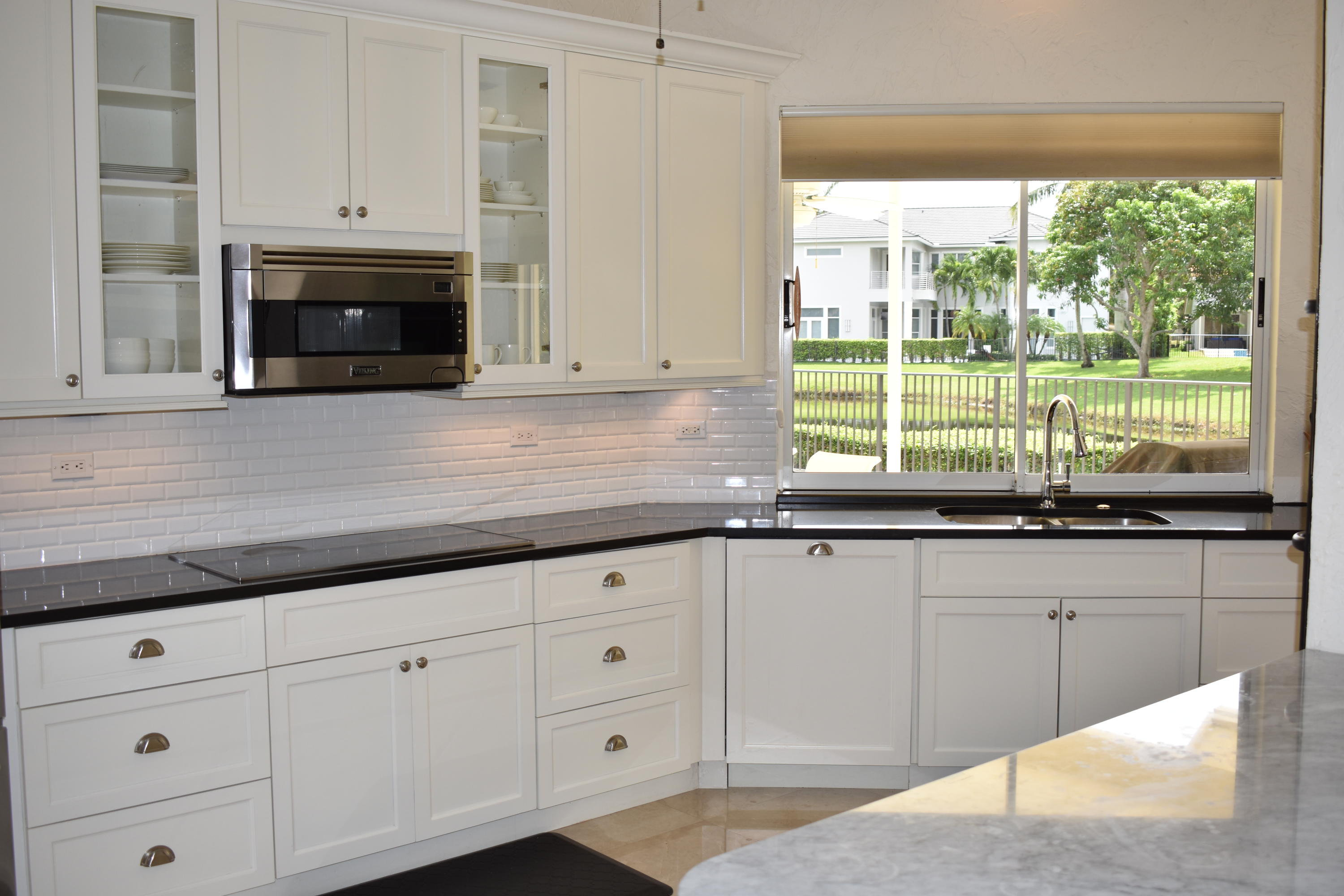 5866 Harrington Way Boca Raton, FL 33496 - Photo 5 of 25 Kitchen