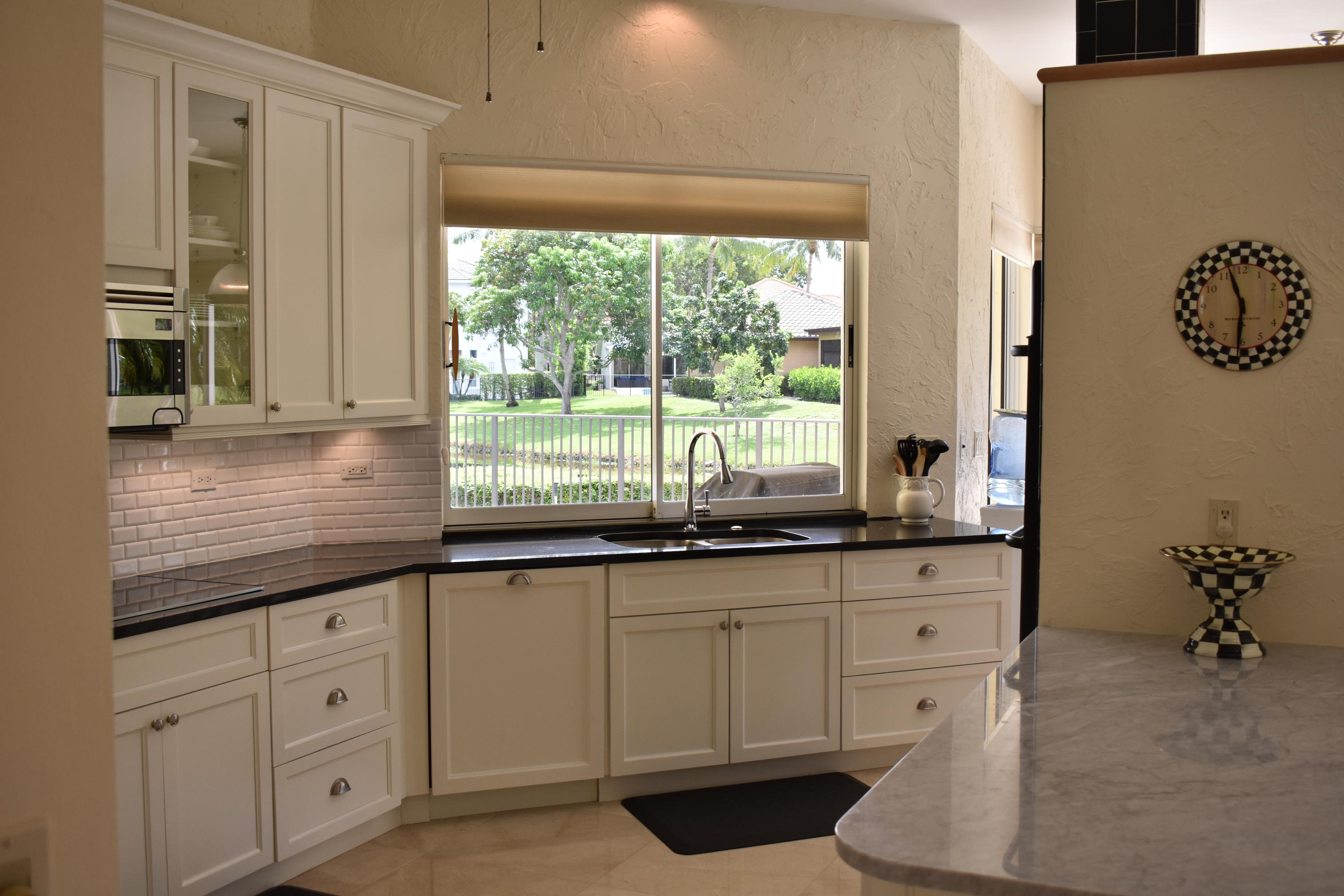 5866 Harrington Way Boca Raton, FL 33496 - Photo 6 of 25 Kitchen
