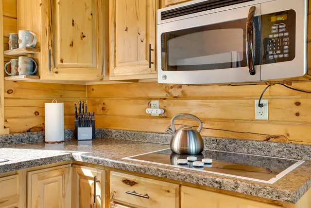 $650,000 | N7731 Wanlass Road, Mindoro, WI 54644