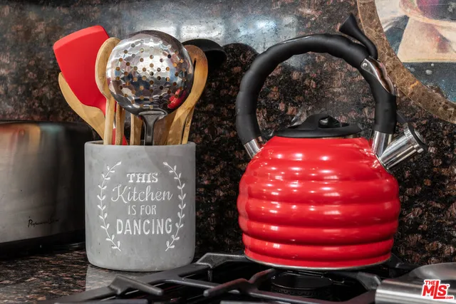 $2,395,000 | 5912 South Halm Avenue, Los Angeles, CA 90056