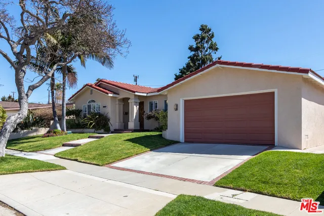 $2,395,000 | 5912 South Halm Avenue, Los Angeles, CA 90056