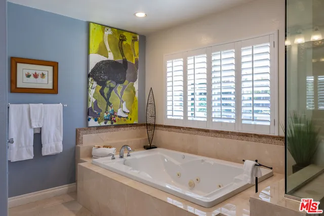 $2,395,000 | 5912 South Halm Avenue, Los Angeles, CA 90056