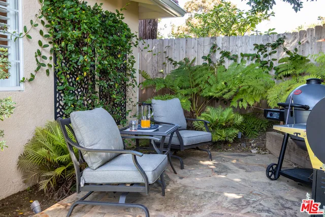 $2,395,000 | 5912 South Halm Avenue, Los Angeles, CA 90056