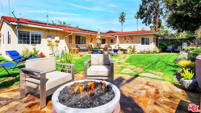 $2,395,000 | 5912 South Halm Avenue, Los Angeles, CA 90056