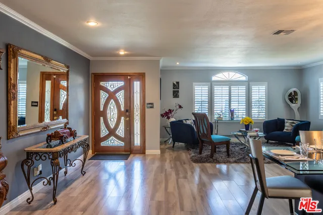 $2,395,000 | 5912 South Halm Avenue, Los Angeles, CA 90056