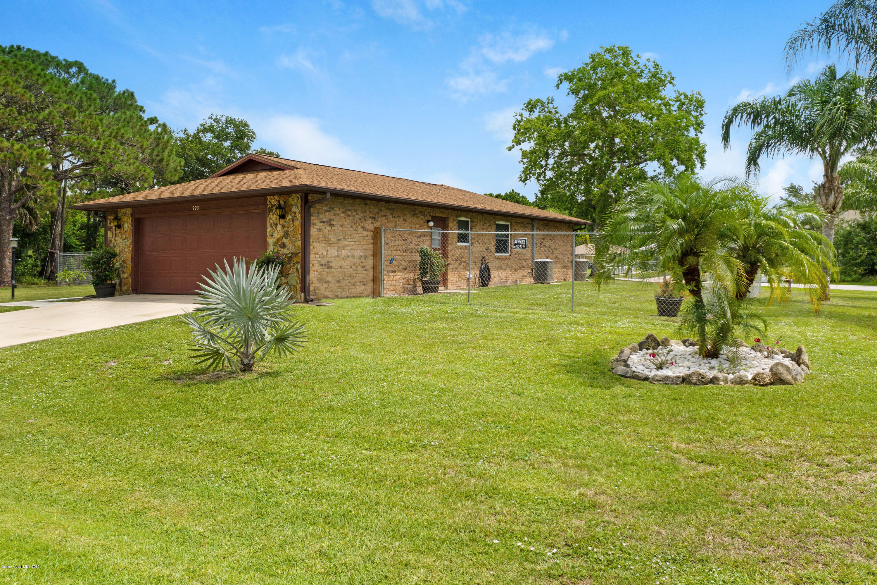 993 Cherokee Road Southeast Palm Bay, FL 32909 - Photo 29 of 35 2 Car Garage