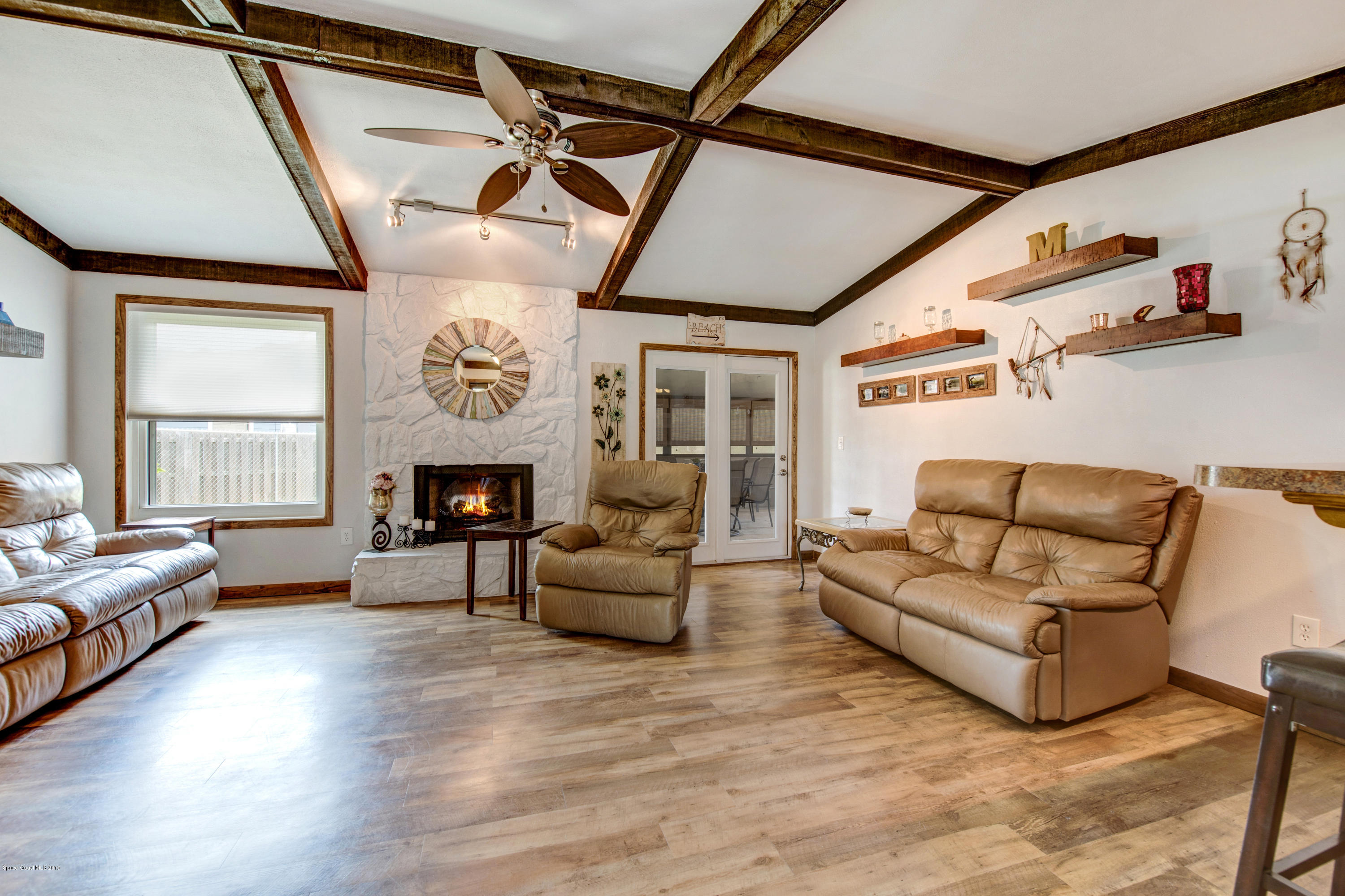 993 Cherokee Road Southeast Palm Bay, FL 32909 - Photo 10 of 35 Family Room
