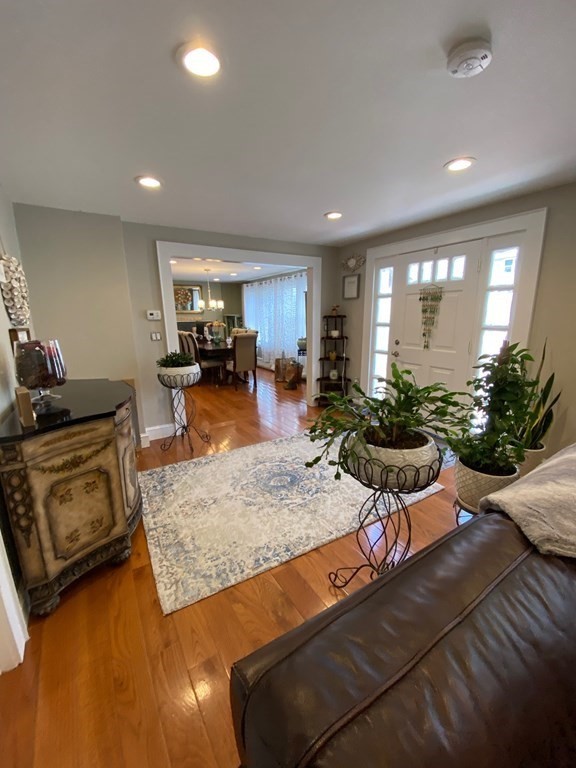 21 Fortune Road Woburn, MA 01801 - Photo 14 of 28