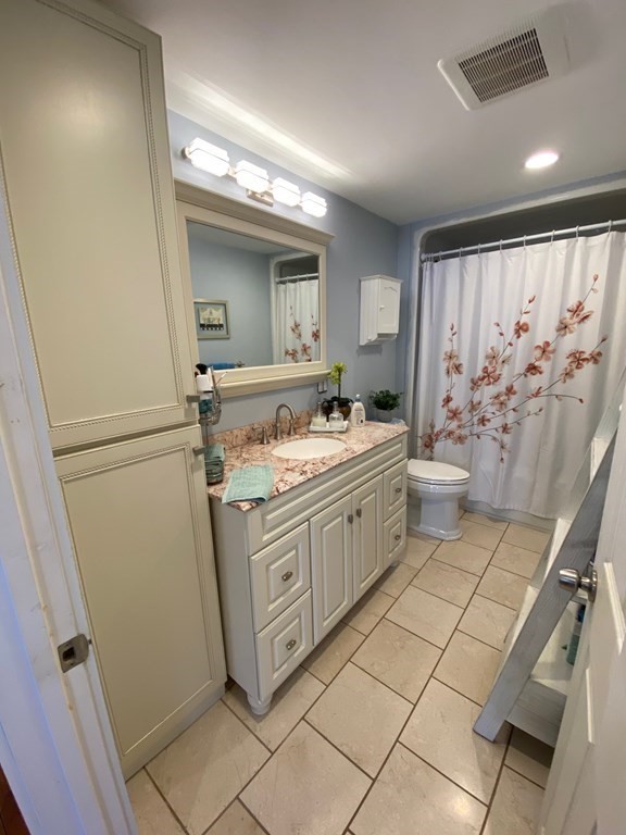 21 Fortune Road Woburn, MA 01801 - Photo 17 of 28