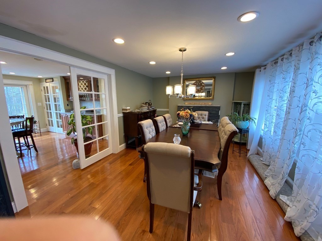 21 Fortune Road Woburn, MA 01801 - Photo 8 of 28