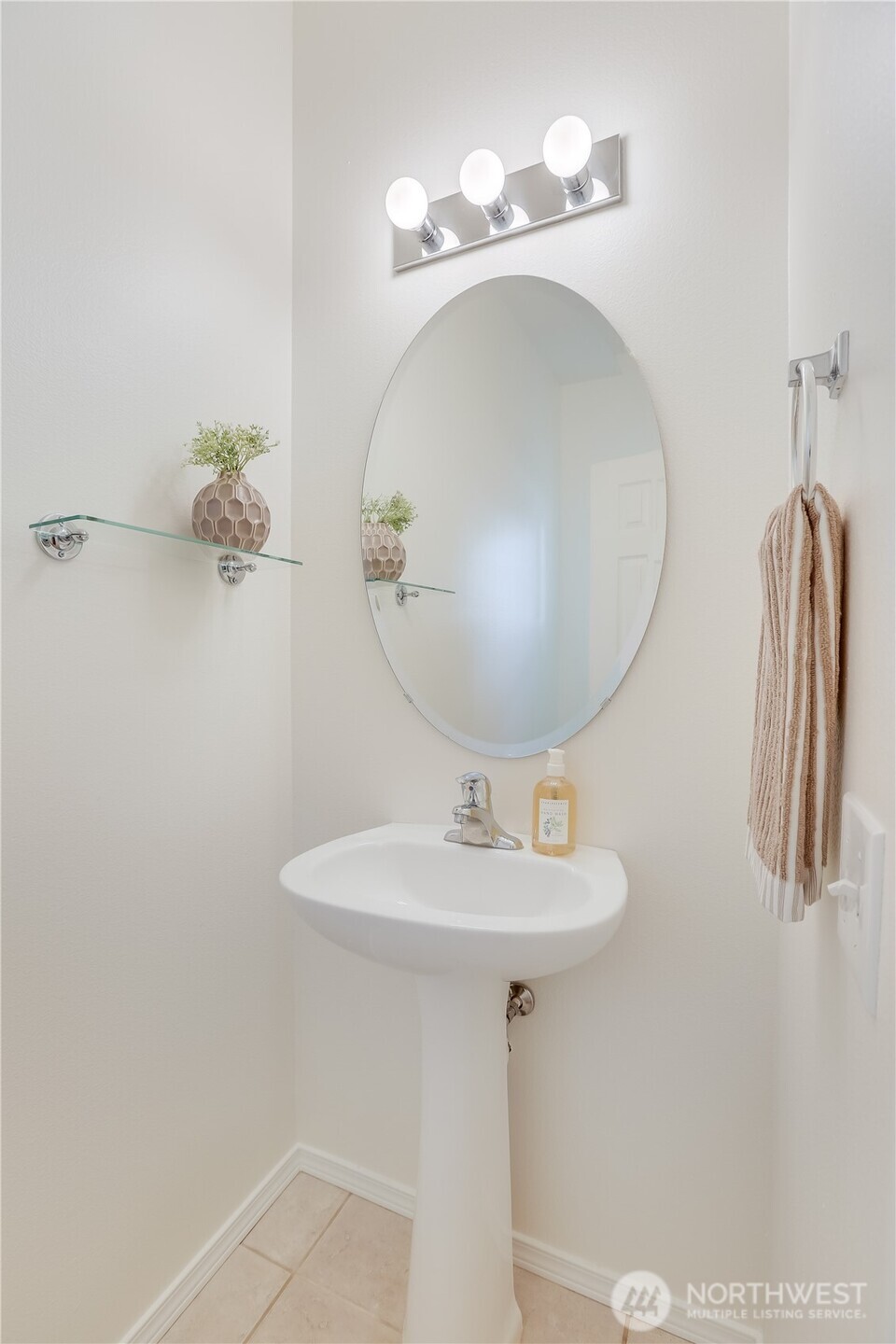 3115 Southeast 11th Place, Unit 1049 Renton, WA 98058 - Photo 16 of 35 Gallery Image 16