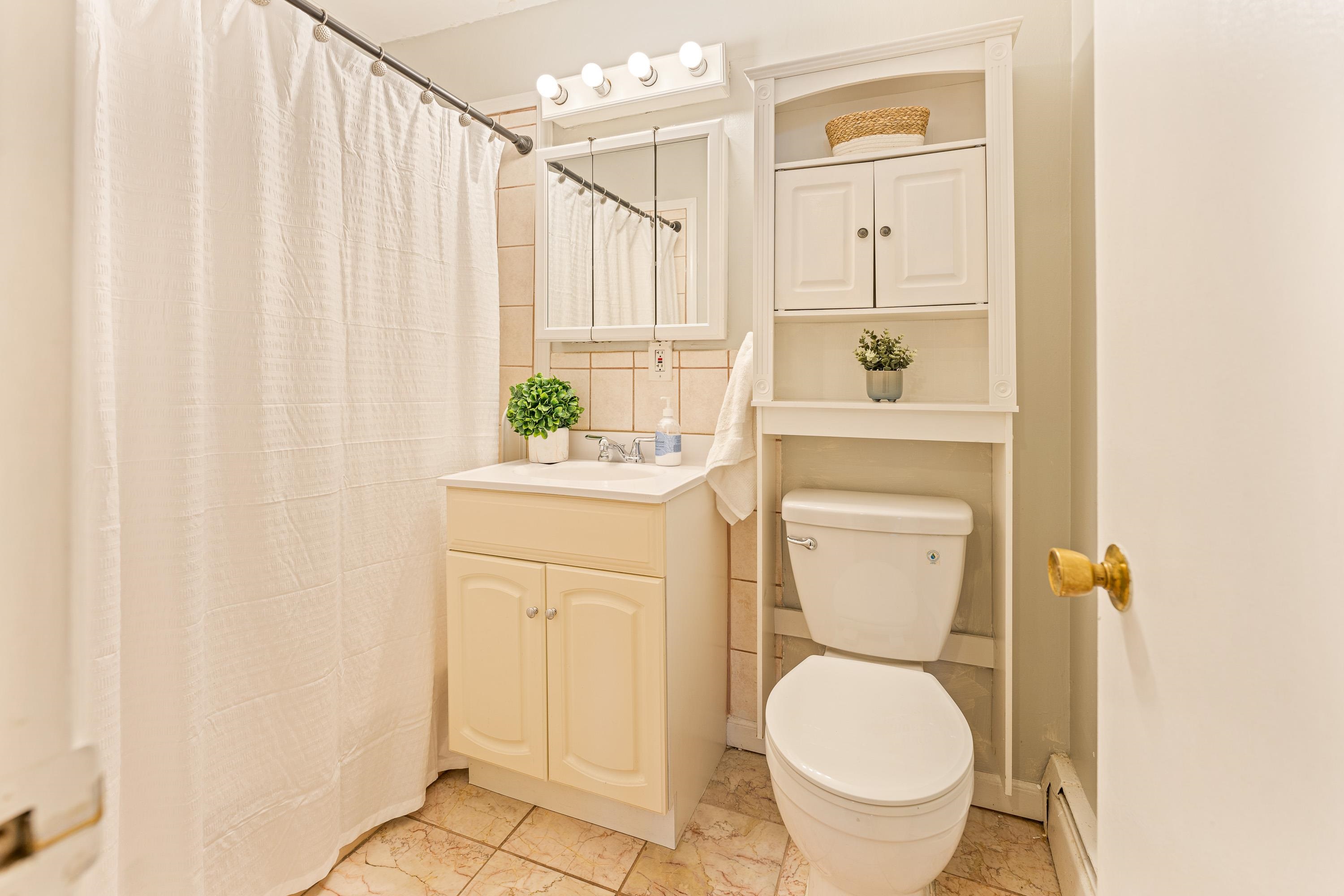 4 Brook Road, Unit 8 Salem, NH 03079 - Photo 23 of 29