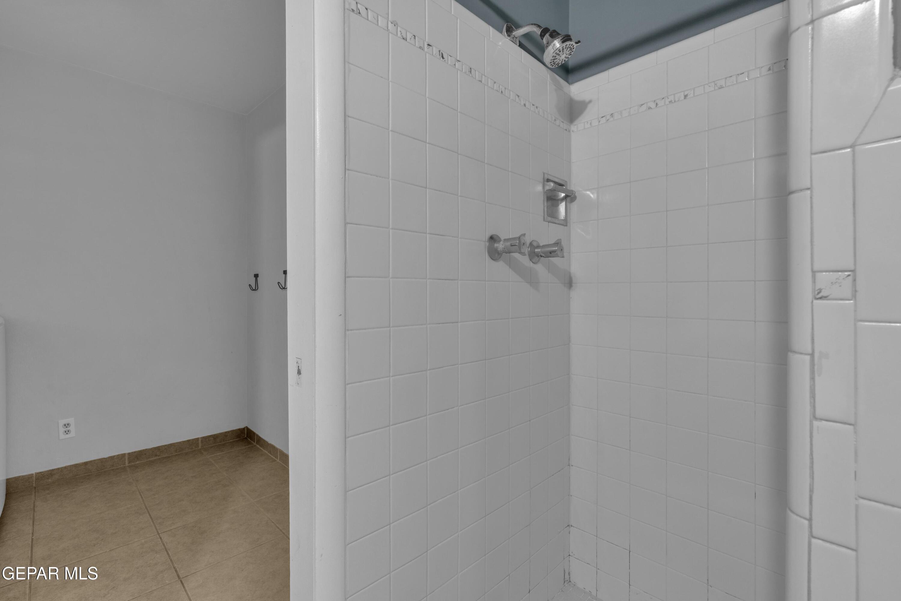 337 Clairemont Road El Paso, TX 79912 - Photo 7 of 45 2 (3)