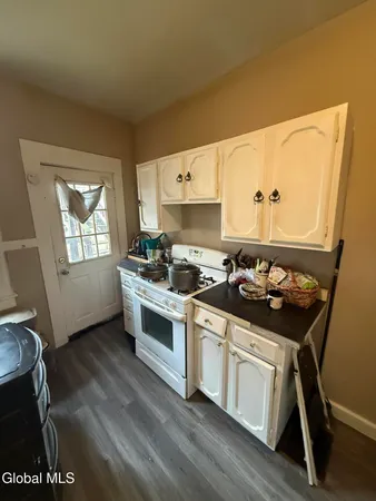 $260,000 | 314 Manning Boulevard, Albany, NY 12206