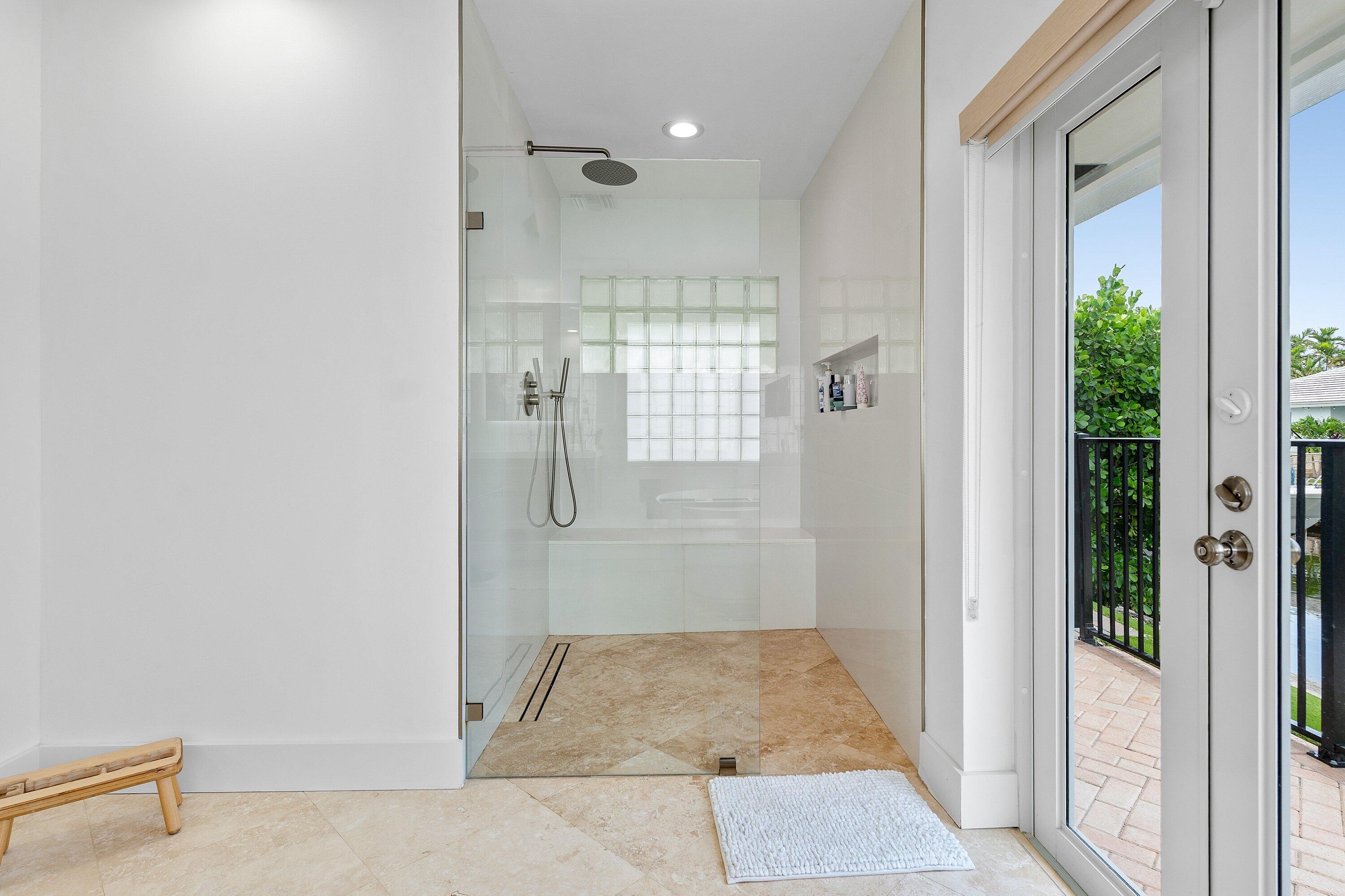 1332 Tamarind Way Boca Raton, FL 33486 - Photo 23 of 56 021-1332TamarindWay-BocaRaton-FL-33486-S